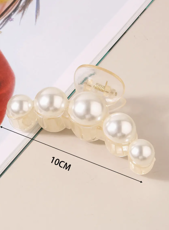 Pearl Claw Clip