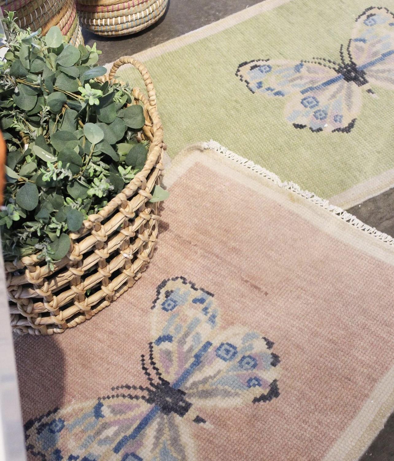 2x3 Butterfly Oushak Rug