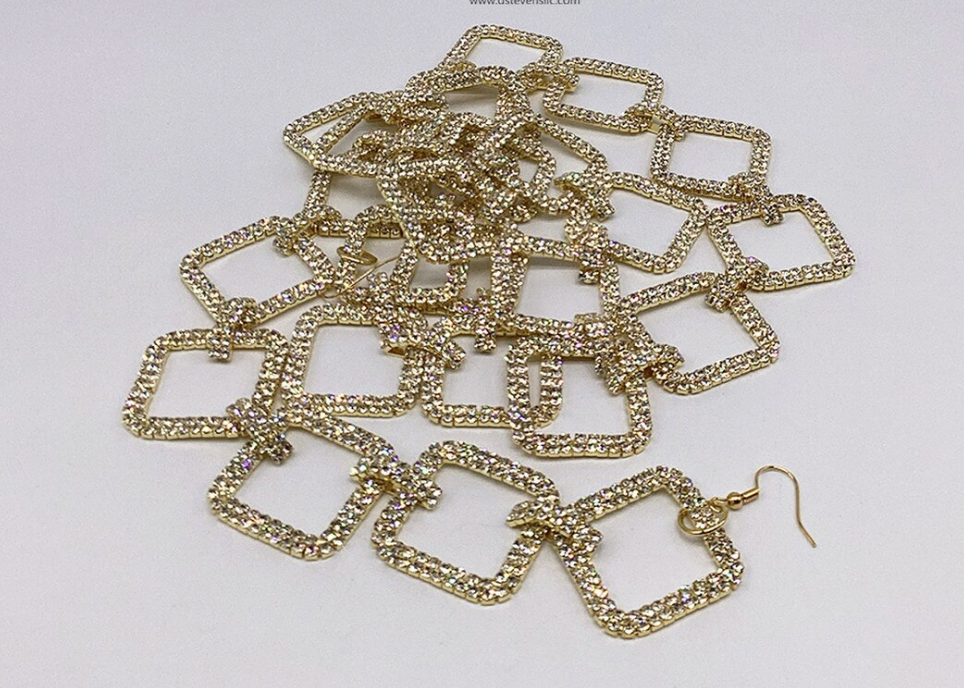Gold 1.25" x 36" diamond crystal garland hooks