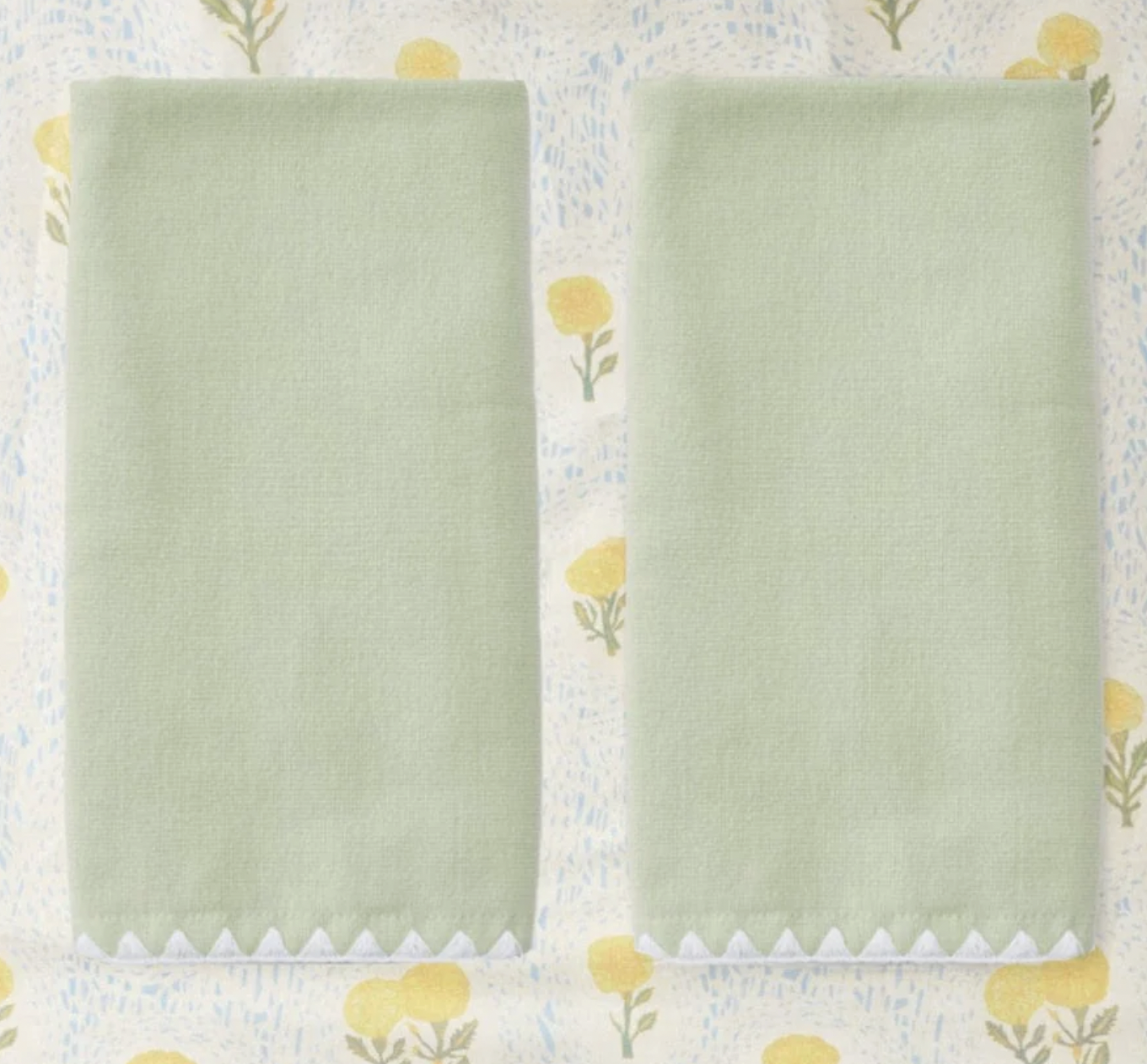 Weezie Stitched Edge Bath Towel
