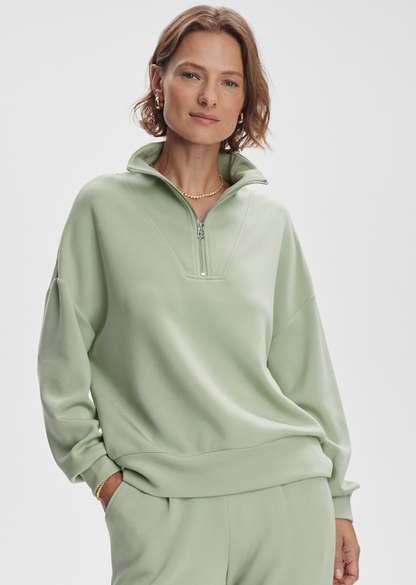 Hawley Half Zip in Snow Sage
