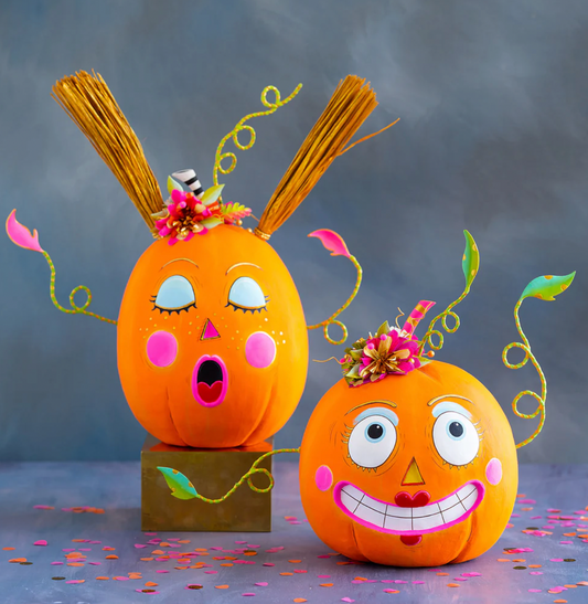 Bumpkin Betty & Gossip Gourdy Tabletop
