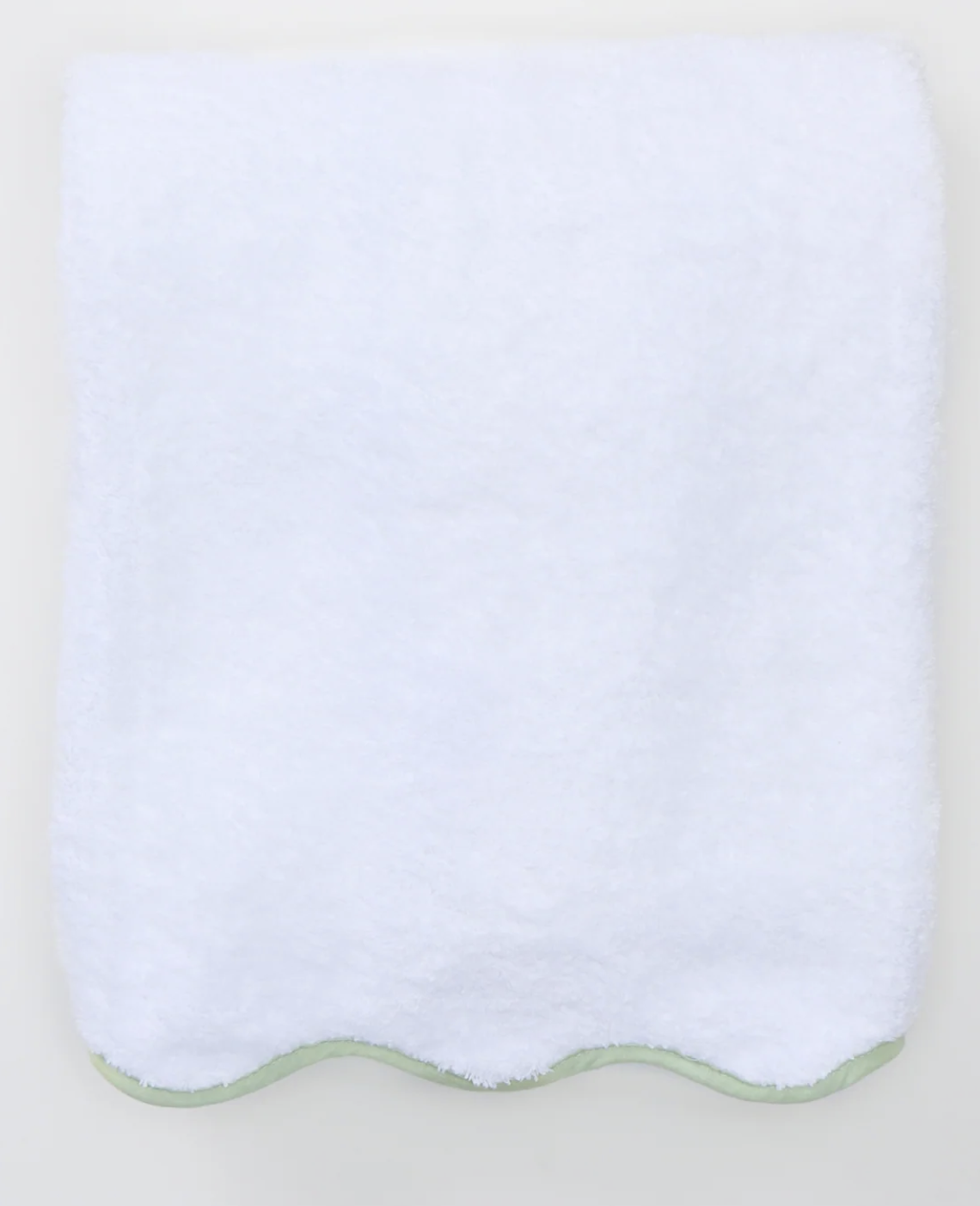Weezie Scallop Bath Towel