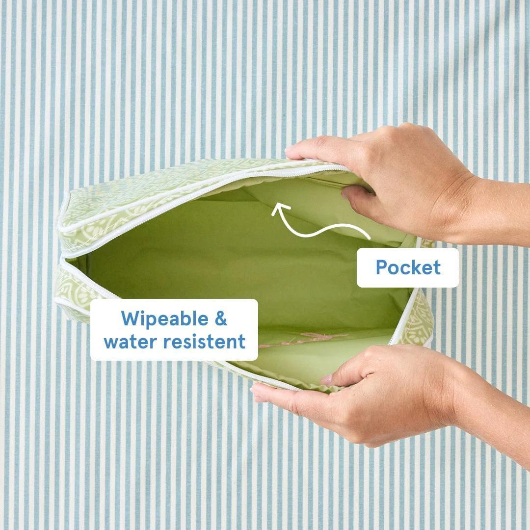 Weezie Small Toiletry Bag